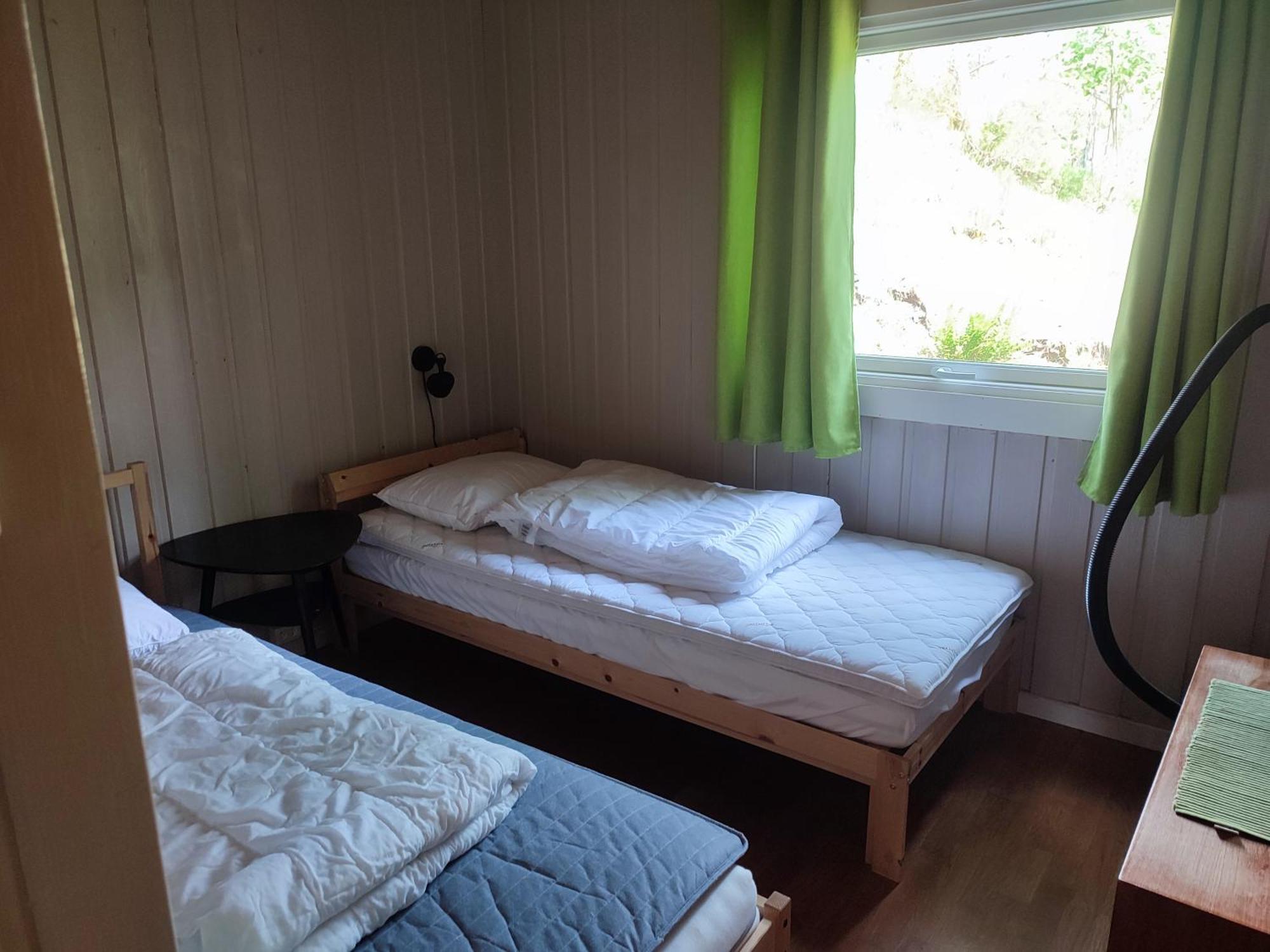 Strandheim Two-Bedroom Cottage Birkeland Exterior foto